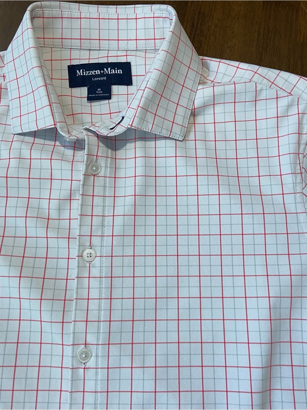 Mizzen+Main Leeward Shirt Mens M Trim Fit Red Grey Plaid Performance Long Seeve